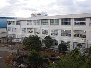 新津工業高校特別普通教室棟改修・補強工事